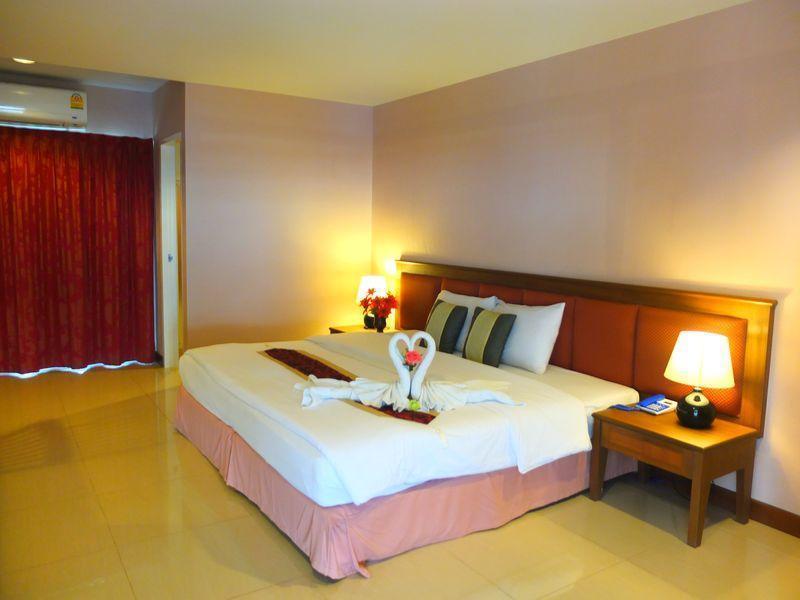 Curve Boutique Hotel Pattaya Ngoại thất bức ảnh